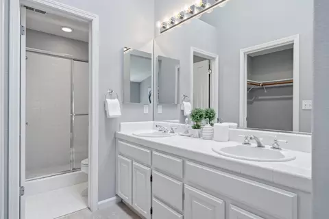 Bath - 71 Patrick Way, Half Moon Bay, CA 94019 photo 1 of 4