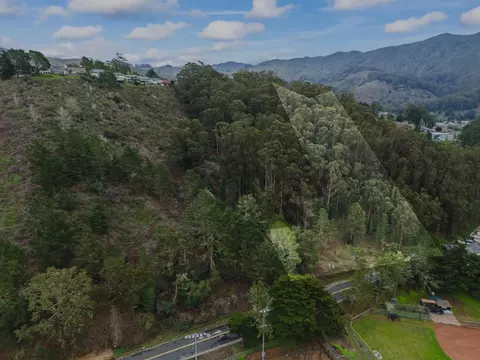 0 Everglades, Pacifica, CA 94044 photo 3