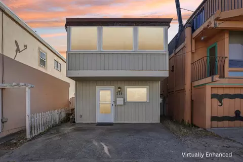 775 Mermaid Ave, Pacific Grove, CA 93950
