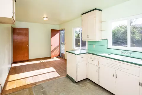 Kitchen - 309 Tyrella Ave, Mountain View, CA 94043 photo 2 of 2