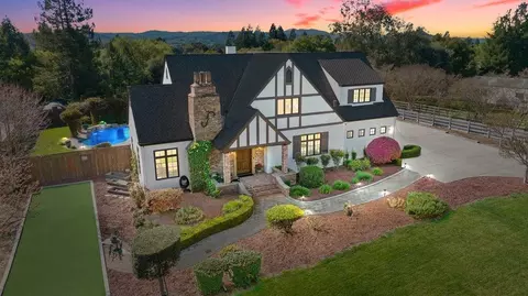 12575 Foothill Ave, San Martin, CA 95046