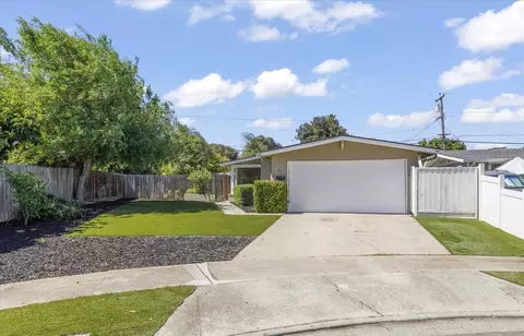 711 Lotuslake Ct, Sunnyvale, CA 94089