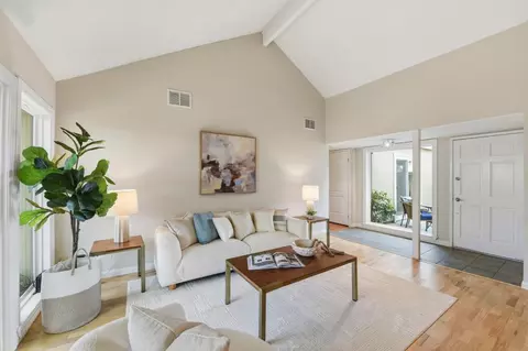 5655 Sunflower Ln, San Jose, CA 95118