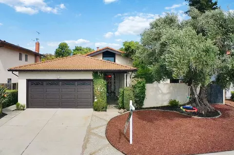 2305 Oak Flat Rd, San Jose, CA 95131