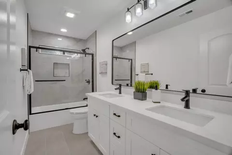Bath - 7516 Stagecoach Rd, Dublin, CA 94568 photo 4 of 4