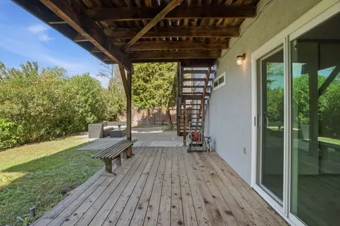 Exterior - 7516 Stagecoach Rd, Dublin, CA 94568 photo 7 of 10