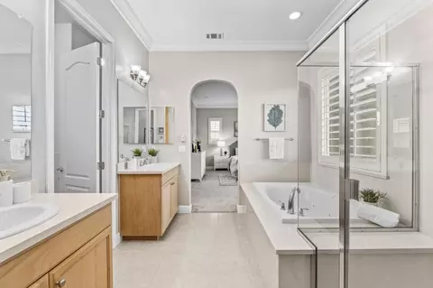 Entry Way - 3716 Chiavari Way, Manteca, CA 95337 photo 10 of 12