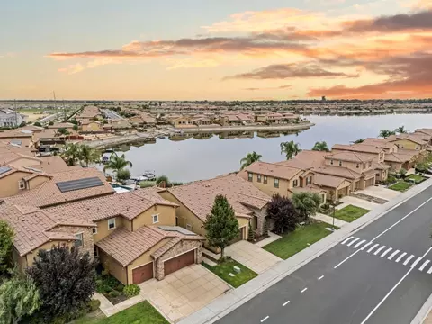 View/Area - 3716 Chiavari Way, Manteca, CA 95337 photo 2 of 5