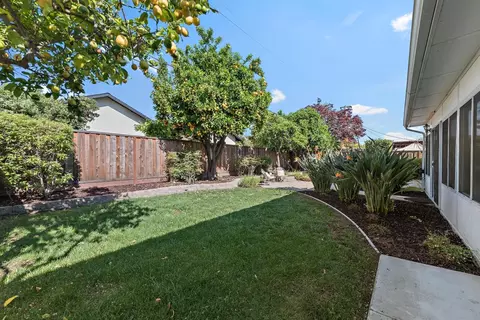1527 Fields Dr, San Jose, CA 95129 photo 25
