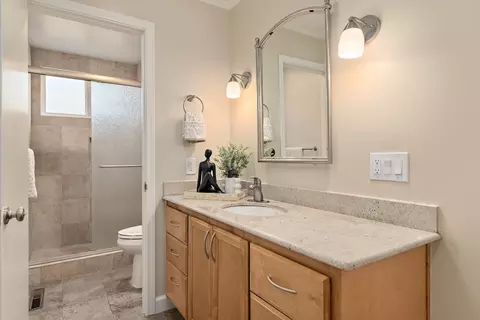 1527 Fields Dr, San Jose, CA 95129 photo 22