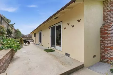 Exterior - 425 Exeter Pl, Marina, CA 93933 photo 4 of 6