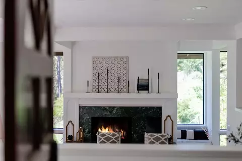 Entry Way - 4192 Sunridge Rd, Pebble Beach, CA 93953 photo 2 of 3