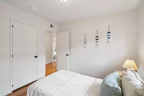 Bedroom - 851 Standish Rd, Pacifica, CA 94044 photo 6 of 6