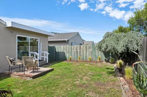 Exterior - 851 Standish Rd, Pacifica, CA 94044 photo 7 of 7