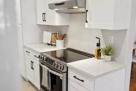 Kitchen - 851 Standish Rd, Pacifica, CA 94044 photo 2 of 4