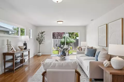 Living - 851 Standish Rd, Pacifica, CA 94044 photo 5 of 7