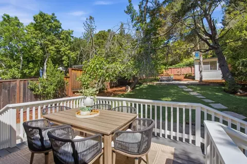 1860 San Carlos Ave, San Carlos, CA 94070