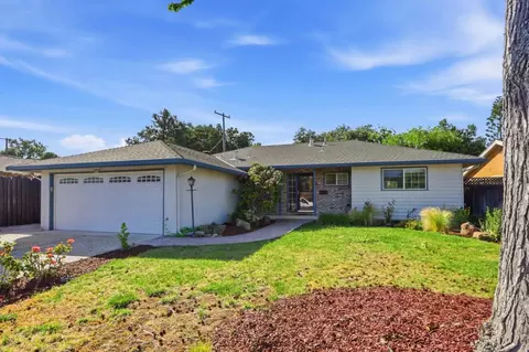 696 Giannini Dr, Santa Clara, CA 95051