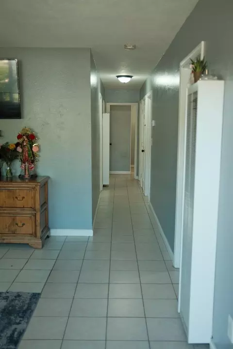 101 Maple St, Modesto, CA 95351 photo 3