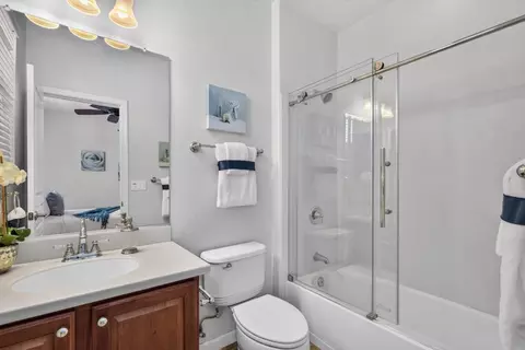 Bath - 461 Bedford Loop, Mountain View, CA 94043 photo 2 of 3