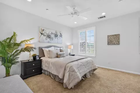 Bedroom - 461 Bedford Loop, Mountain View, CA 94043 photo 3 of 5