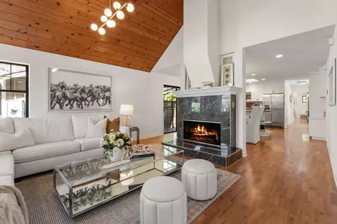 Other - 537 Mountain View Ave, Mountain View, CA 94041 photo 3 of 16