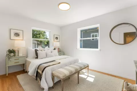 Bedroom - 537 Mountain View Ave, Mountain View, CA 94041 photo 4 of 8