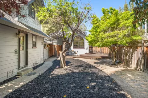 Exterior - 537 Mountain View Ave, Mountain View, CA 94041 photo 7 of 16