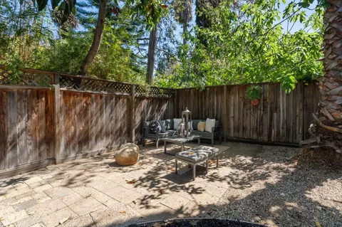 Exterior - 537 Mountain View Ave, Mountain View, CA 94041 photo 9 of 16