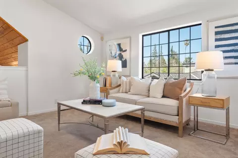 Living - 537 Mountain View Ave, Mountain View, CA 94041 photo 5 of 5