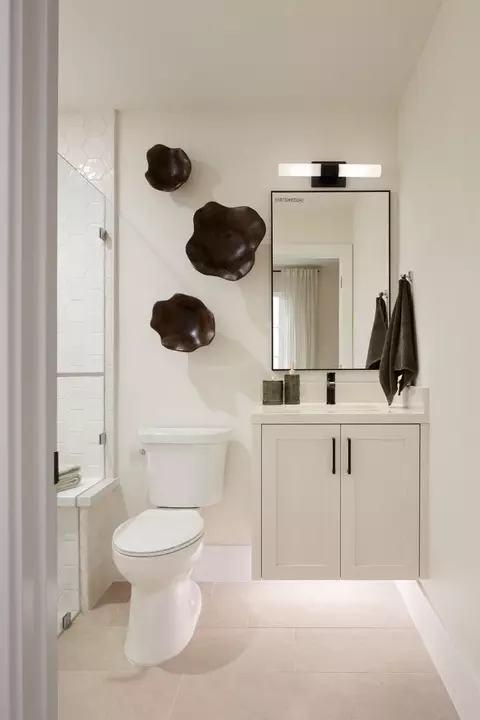 Bath - 38409 Amaranto St, Newark, CA 94560 photo 3 of 6
