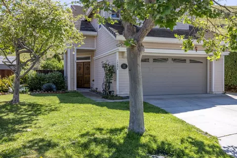 Exterior - 17554 Sugarmill Rd, Salinas, CA 93908 photo 2 of 14