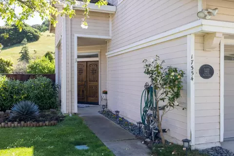 Exterior - 17554 Sugarmill Rd, Salinas, CA 93908 photo 11 of 14