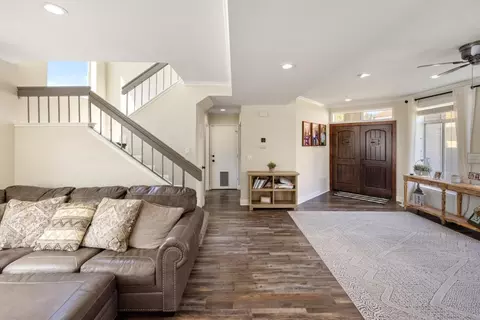 Entry Way - 17554 Sugarmill Rd, Salinas, CA 93908 photo 2 of 2