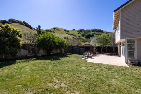 Exterior - 17554 Sugarmill Rd, Salinas, CA 93908 photo 6 of 14