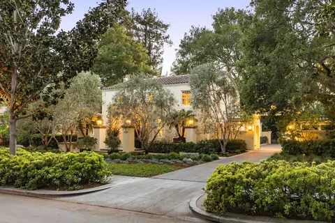 428 Maple St, Palo Alto, CA 94301