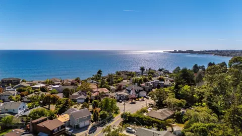 View/Area - 771 Seacliff Dr, Aptos, CA 95003 photo 5 of 8