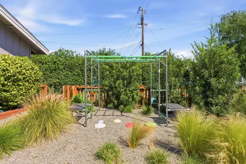 Exterior - 771 Seacliff Dr, Aptos, CA 95003 photo 9 of 14