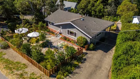 Exterior - 771 Seacliff Dr, Aptos, CA 95003 photo 1 of 14