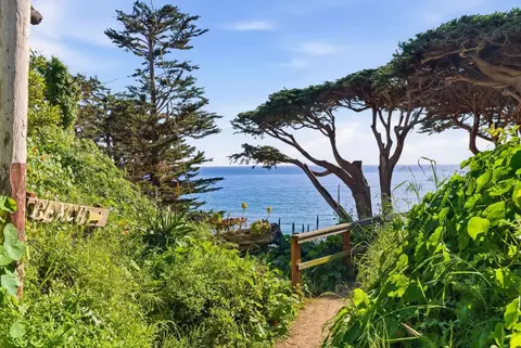 View/Area - 771 Seacliff Dr, Aptos, CA 95003 photo 1 of 8