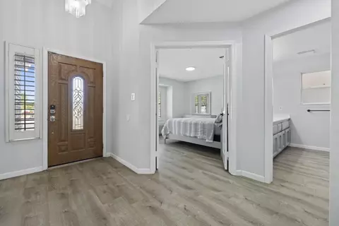 Entry Way - 2604 Snyder Ave, Modesto, CA 95356 photo 3 of 12