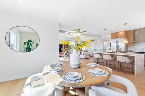 Dining - 3036 22nd Ave, San Francisco, CA 94132 photo 4 of 5