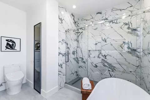 Bath - 3036 22nd Ave, San Francisco, CA 94132 photo 5 of 13