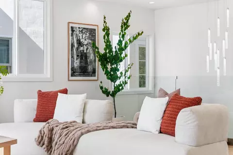 Living - 3036 22nd Ave, San Francisco, CA 94132 photo 2 of 7