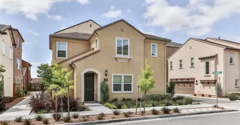 38881 Photinia Pl, Newark, CA 94560