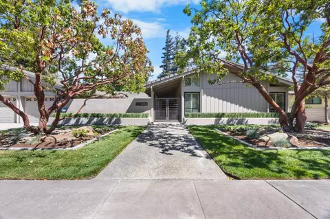 6904 Arrowwood Dr, Riverbank, CA 95367