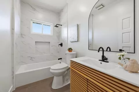 Bath - 308 Farallon Ave, Pacifica, CA 94044 photo 6 of 6