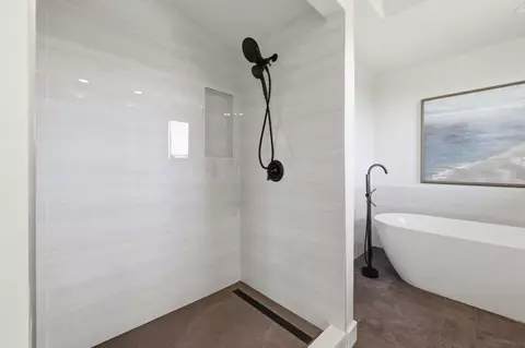 Bath - 308 Farallon Ave, Pacifica, CA 94044 photo 3 of 6