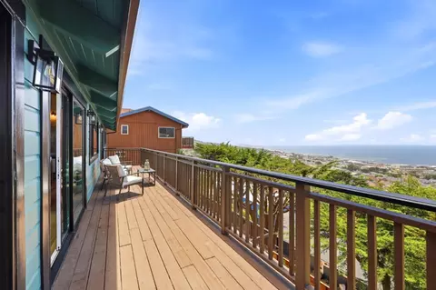 Exterior - 308 Farallon Ave, Pacifica, CA 94044 photo 3 of 9