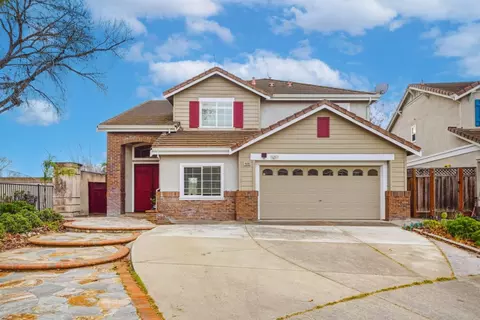 4480 Peacock Ct, Dublin, CA 94568